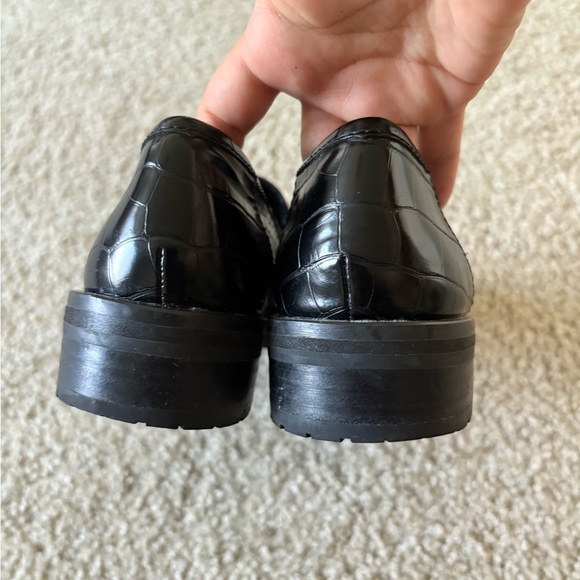 Steve Madden Women Croc Embossed Black Silver Horsebit Loafers Size 7 Shoes - Picture 3 of 6